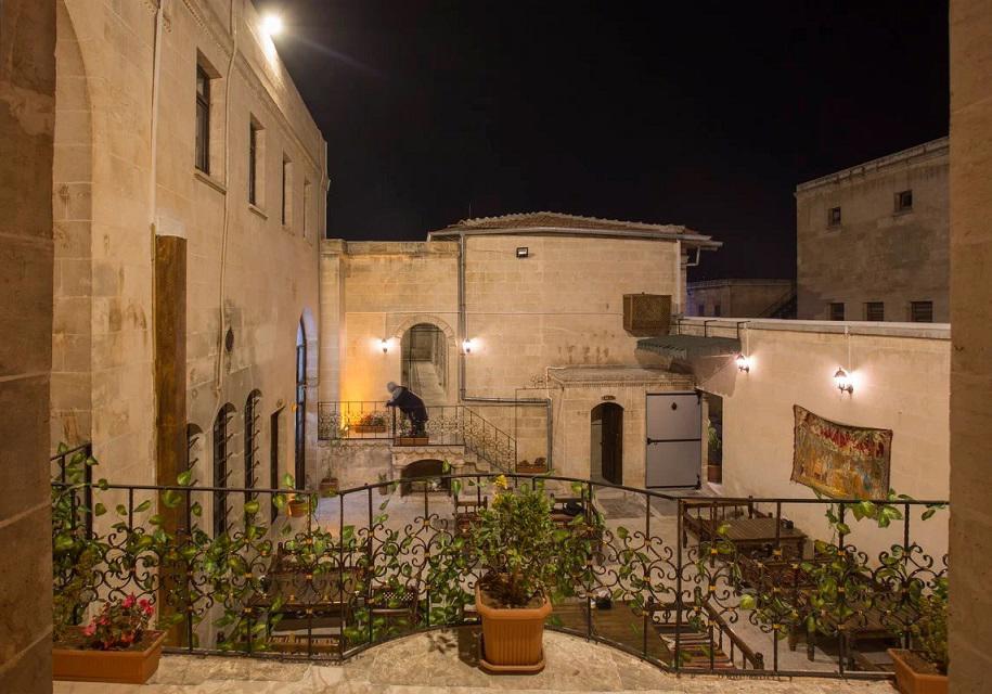 La Riva Konakları