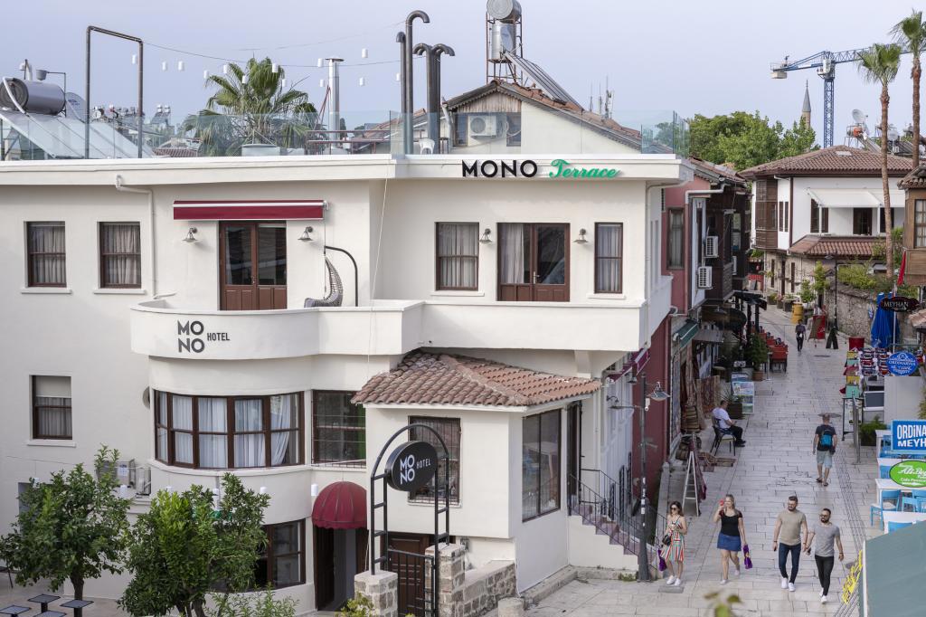 Mono Hotel