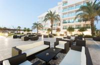 Falcon Hotel