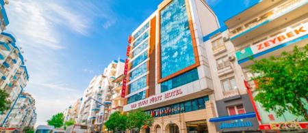 Old Town Point Hotel