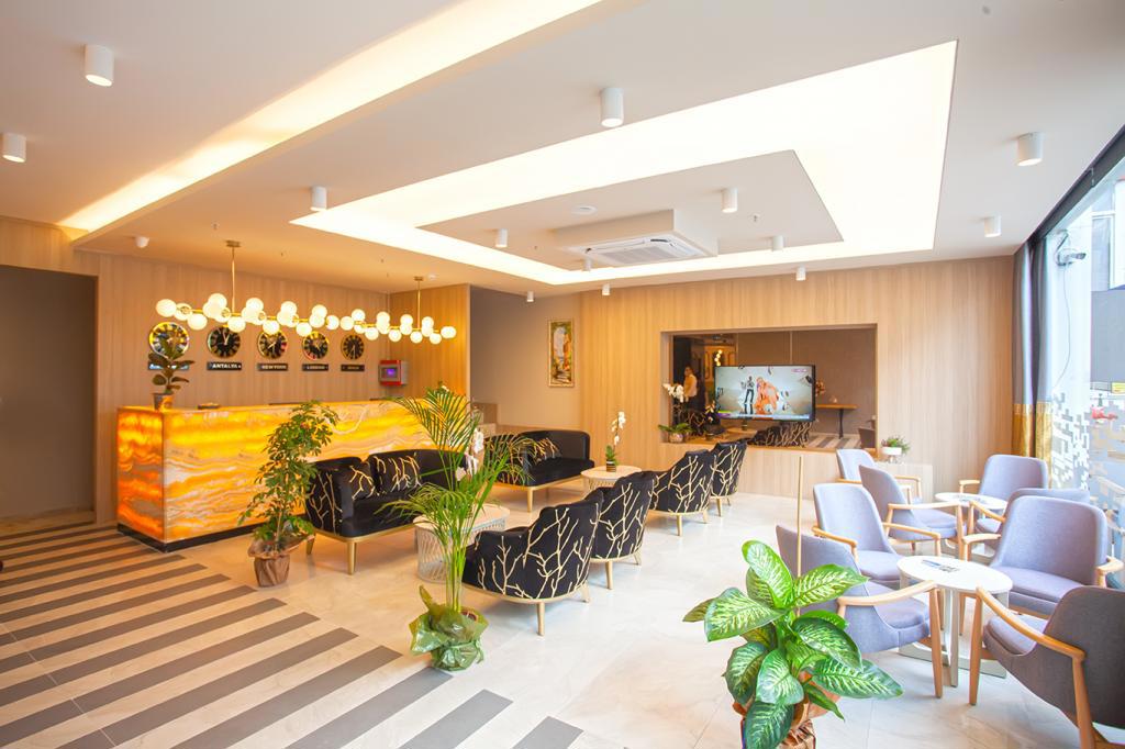 Old Town Point Hotel