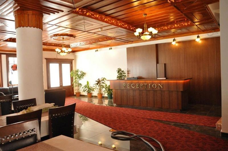 Simre Otel