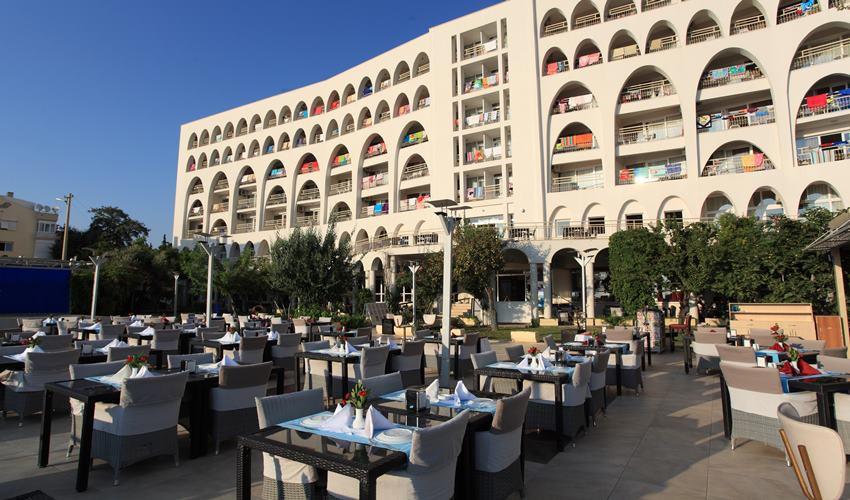 Golden Day Wings Hotel