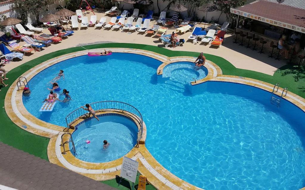 Golden Moon Apart Hotel