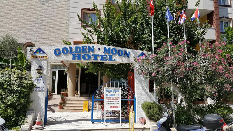 Golden Moon Apart Hotel