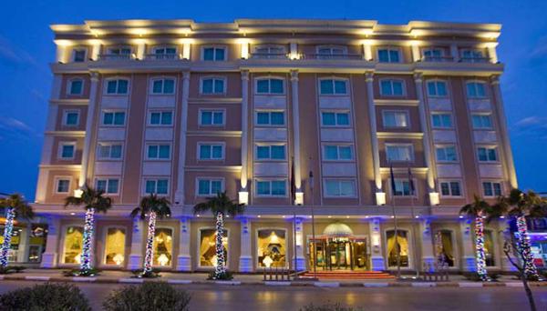 Latanya Palm Hotel