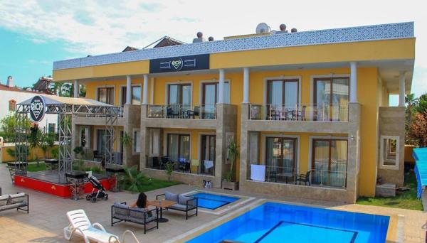 Kemer Rich Suit Hotel