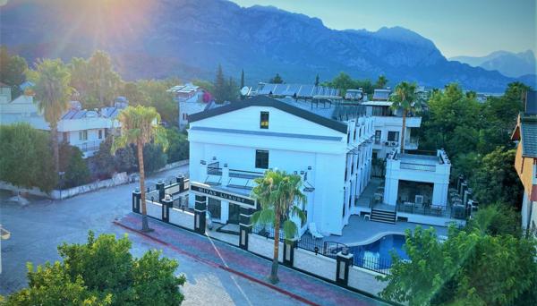 Miyas Luxury Hotel