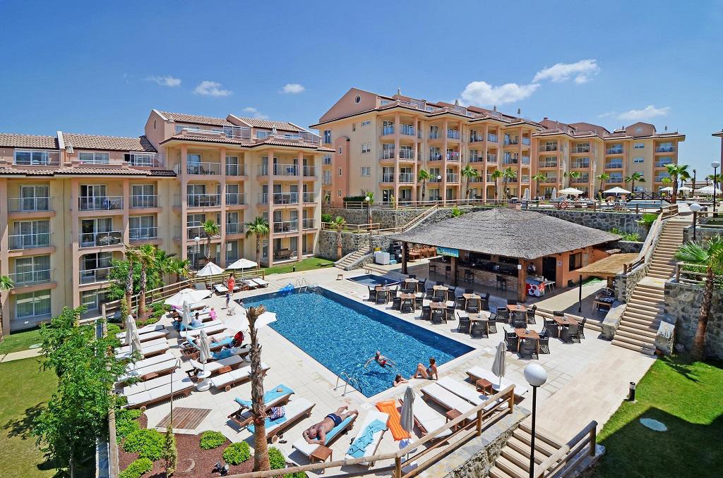 Unique Residence Hotel Golf & Spa