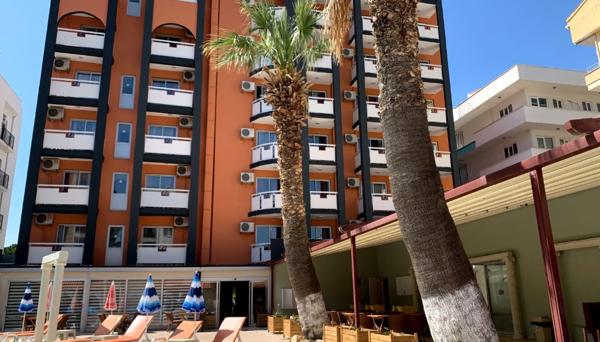 Duqqan Deluxe Hotel