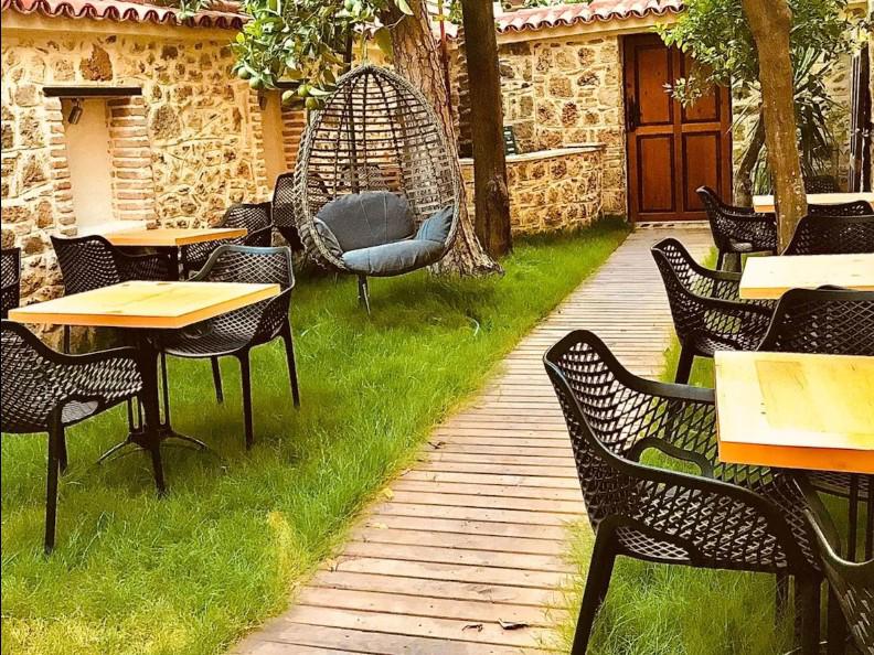 Cedrus Hotel