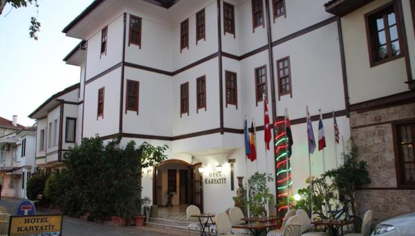 Karyatit Hotel