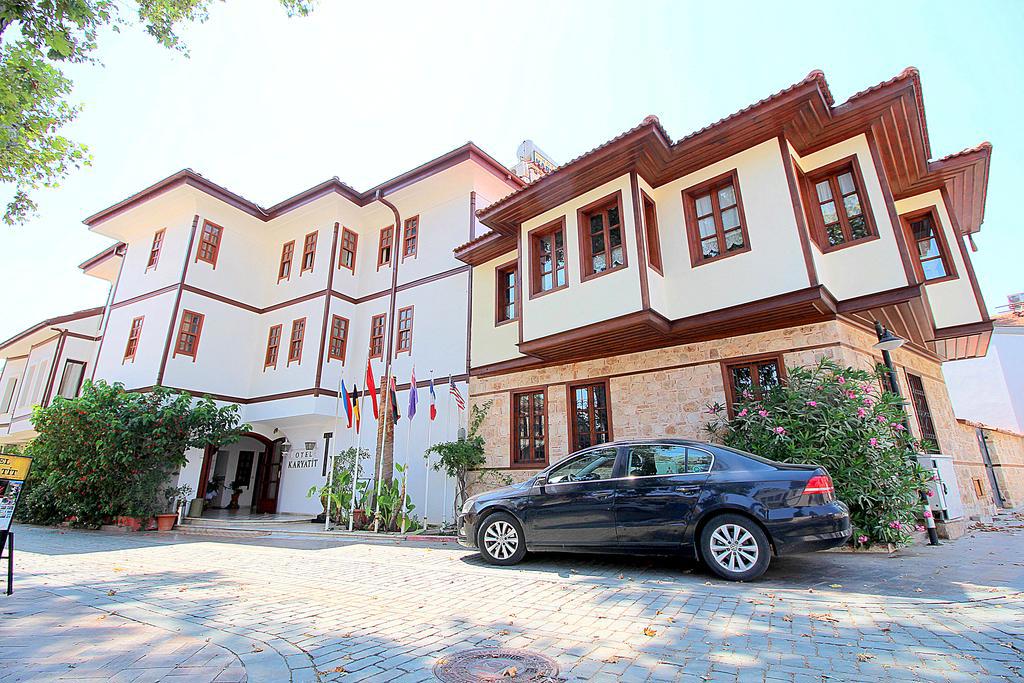 Karyatit Hotel