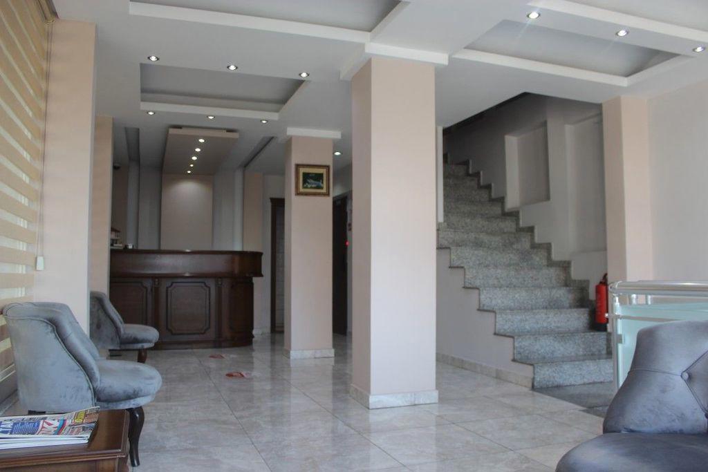 Nur Hotel