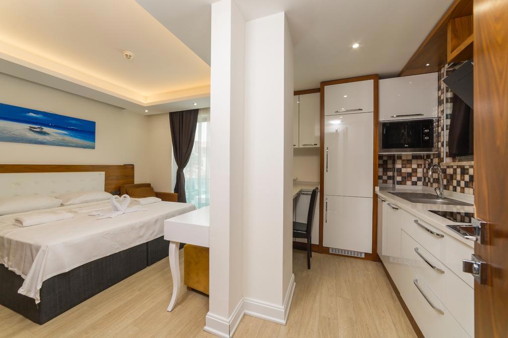 Tema Lara Hotels