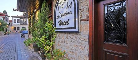 La Paloma Hotel