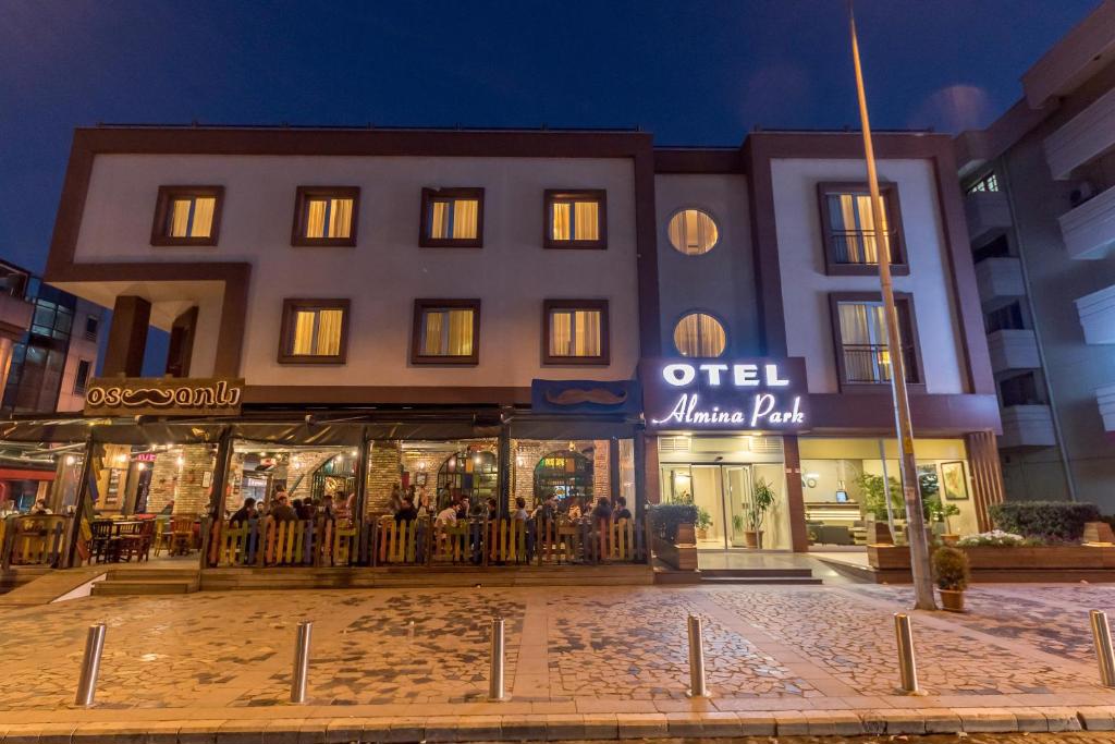Hotel Almina Park
