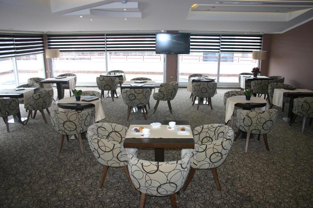 Hotel Almina Park