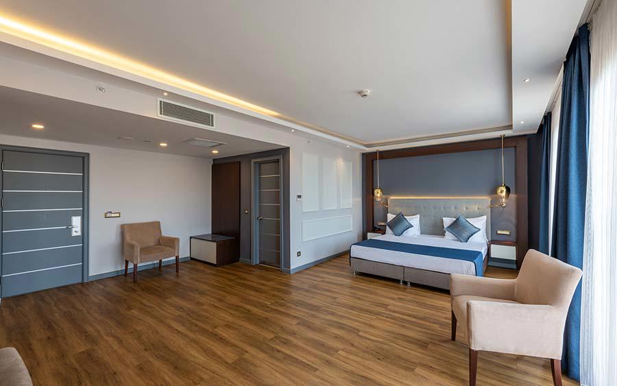 Revia Square Hotel