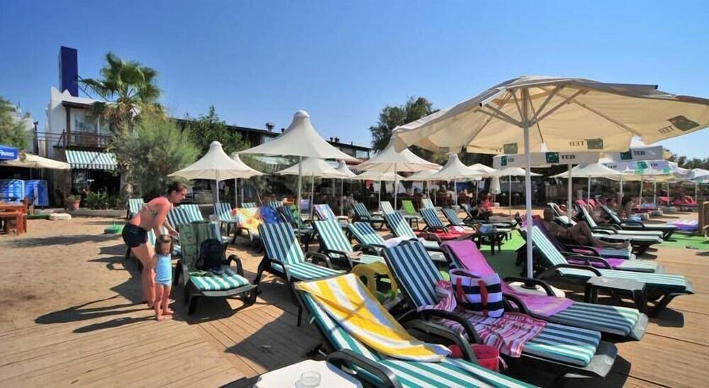 Manolya Hotel