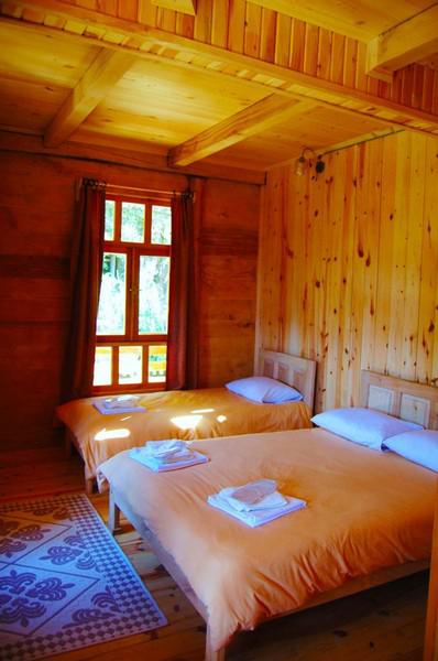 Macahel Green Roof Hotel