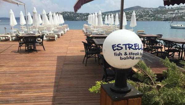 Estrella Beach Hotel