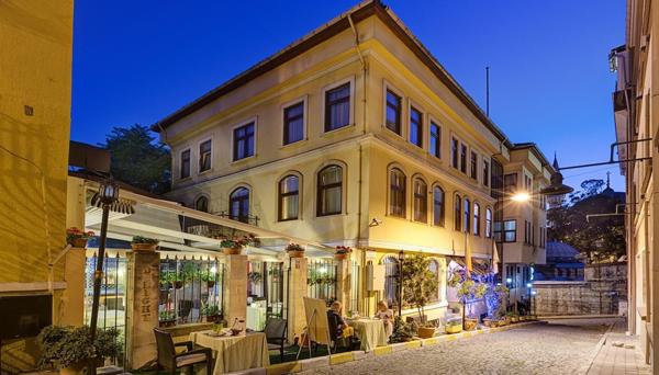 Arena Hotel