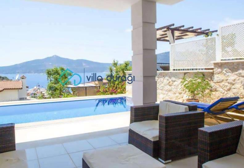 Villa Gülbay by Villadurağı