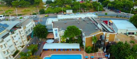 More Hotel