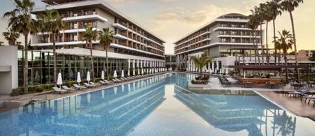 Acanthus Cennet Barut Collection
