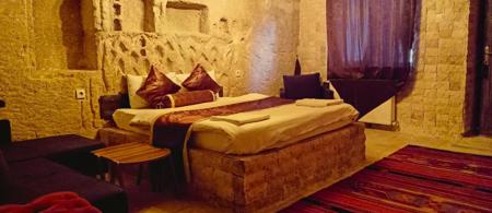 Stone Age Hotel