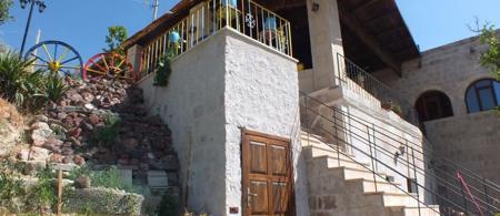 Dilek Tepesi Cave Hotel