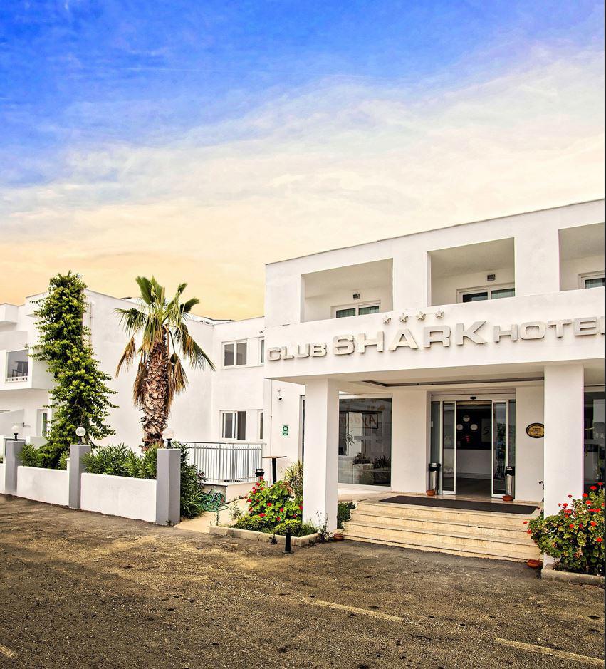 Shark Club
