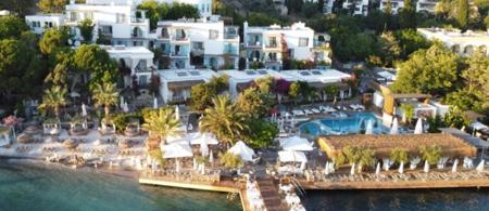 Moon Beach & Hotel