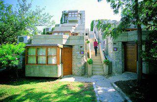 The Norm Collection Door’A