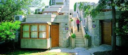 The Norm Collection Door’A