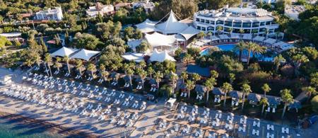Latanya Park Resort