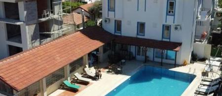 California Apart Hotel