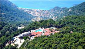 St. Nicholas Park Hotel