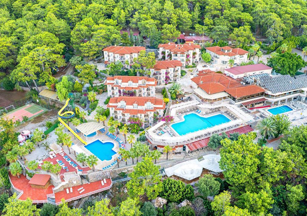 St. Nicholas Park Hotel