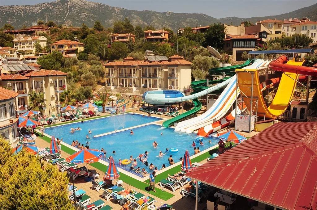 Gürol Aqua Resort Hotel & Apartments