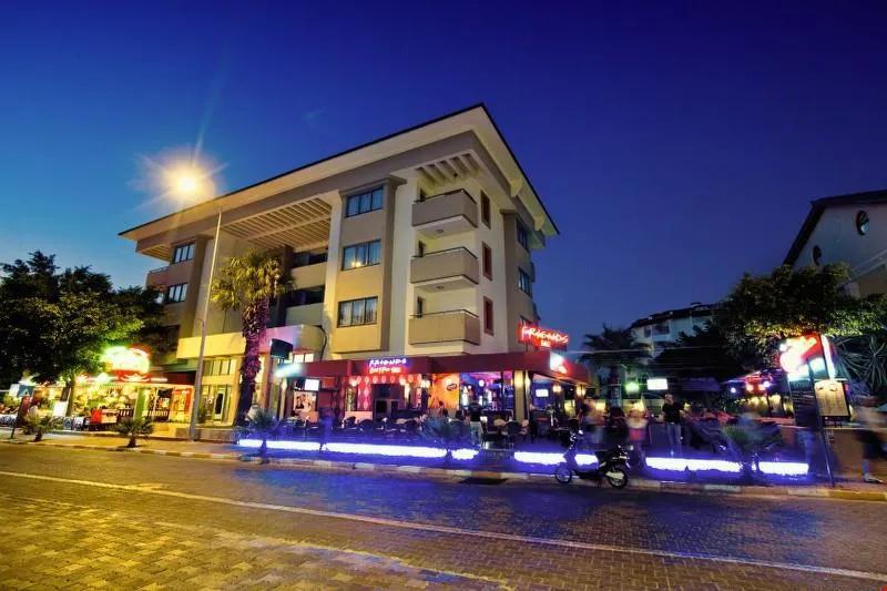 Green Mar Suite Hotel