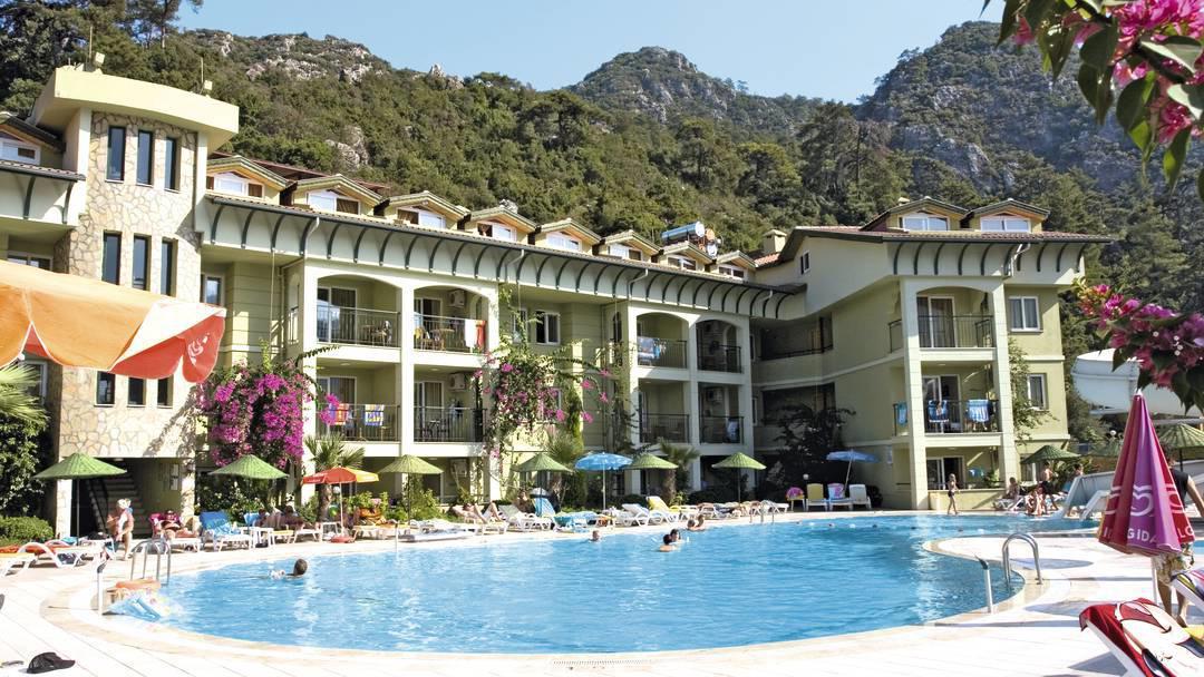 Palm Garden Apartments