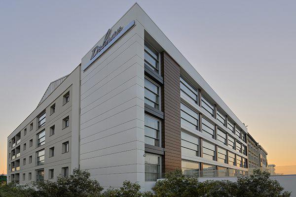 Delmar Suites & Residence