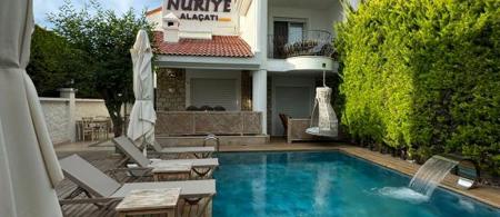 Nuriye Alaçatı Butik Otel