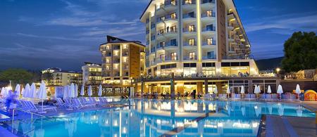 Ramada Hotel & Suites by Wyndham Kuşadası