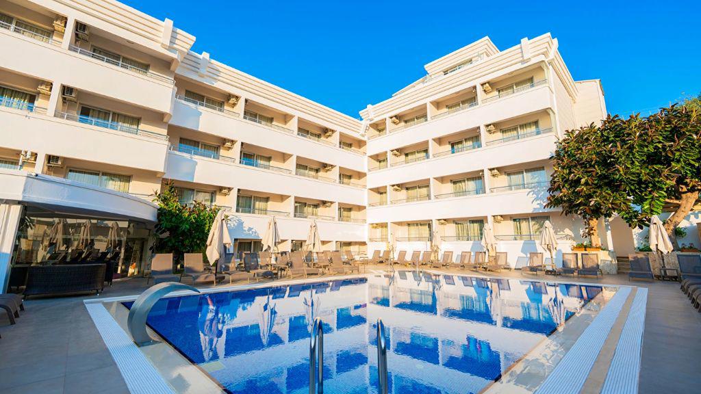 Banu Hotel Luxury