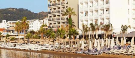 The Beachfront Hotel (+16)