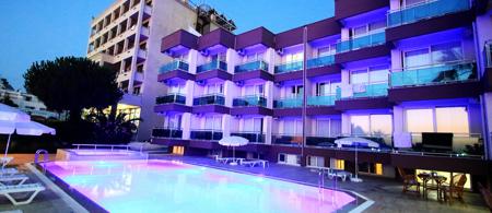 Öz Güzelçamlı Hotel