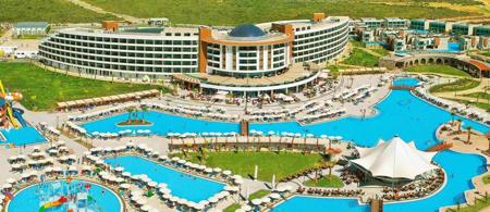 Aquasis De Luxe Resort & Spa